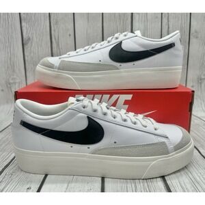 Nike Women's Blazer Low Platform‎ White/Black Size 10 DJ0292-101 New